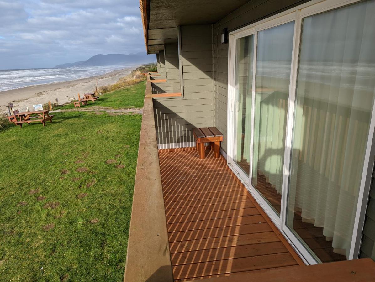 Surfside Resort Rockaway Beach Bagian luar foto