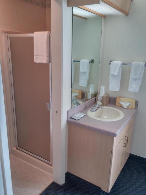 Surfside Resort Rockaway Beach Bagian luar foto