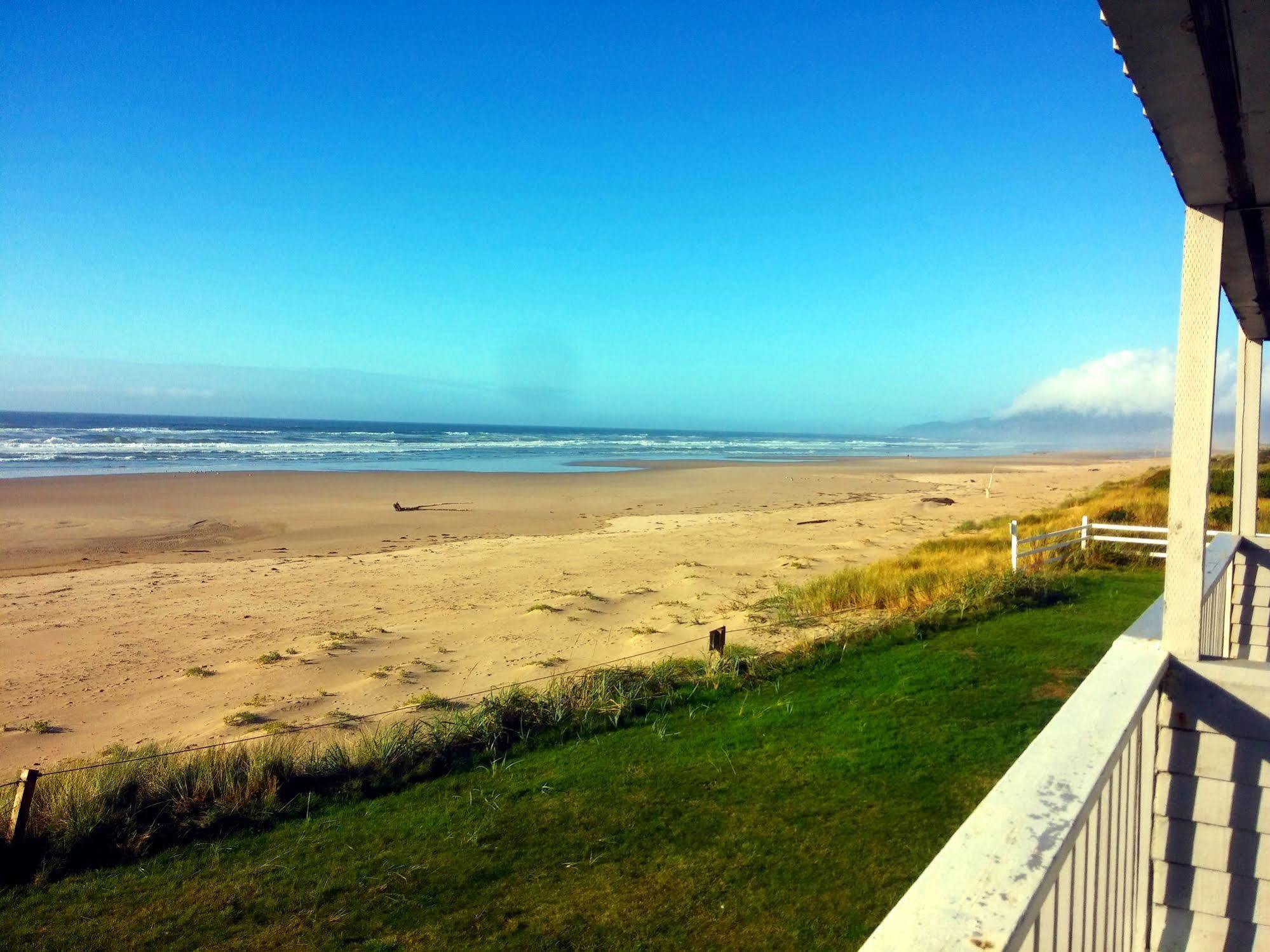 Surfside Resort Rockaway Beach Bagian luar foto