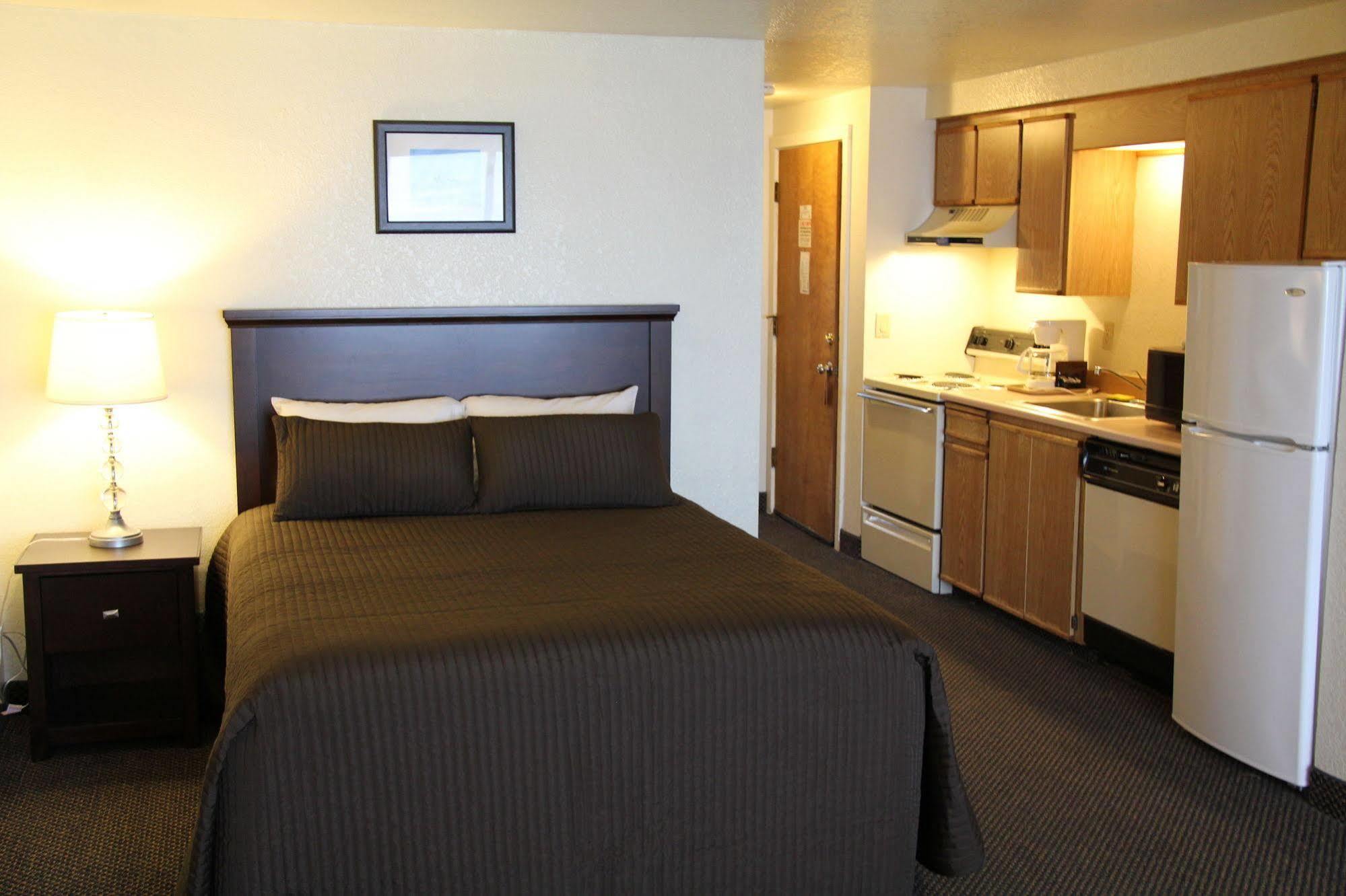Surfside Resort Rockaway Beach Bagian luar foto